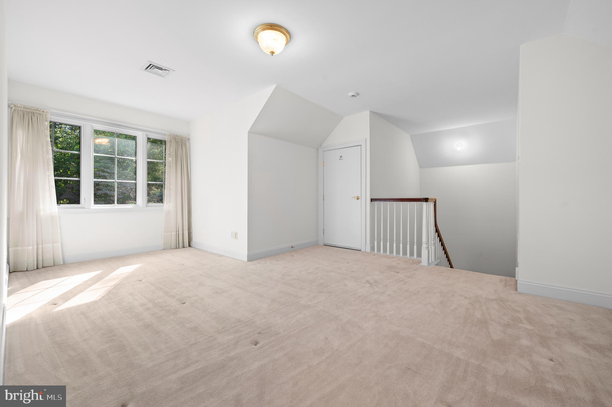 113 Knightsbridge Road Wynnewood, PA 19096 - Photo 32 of 36 3rd Floor Bedroom