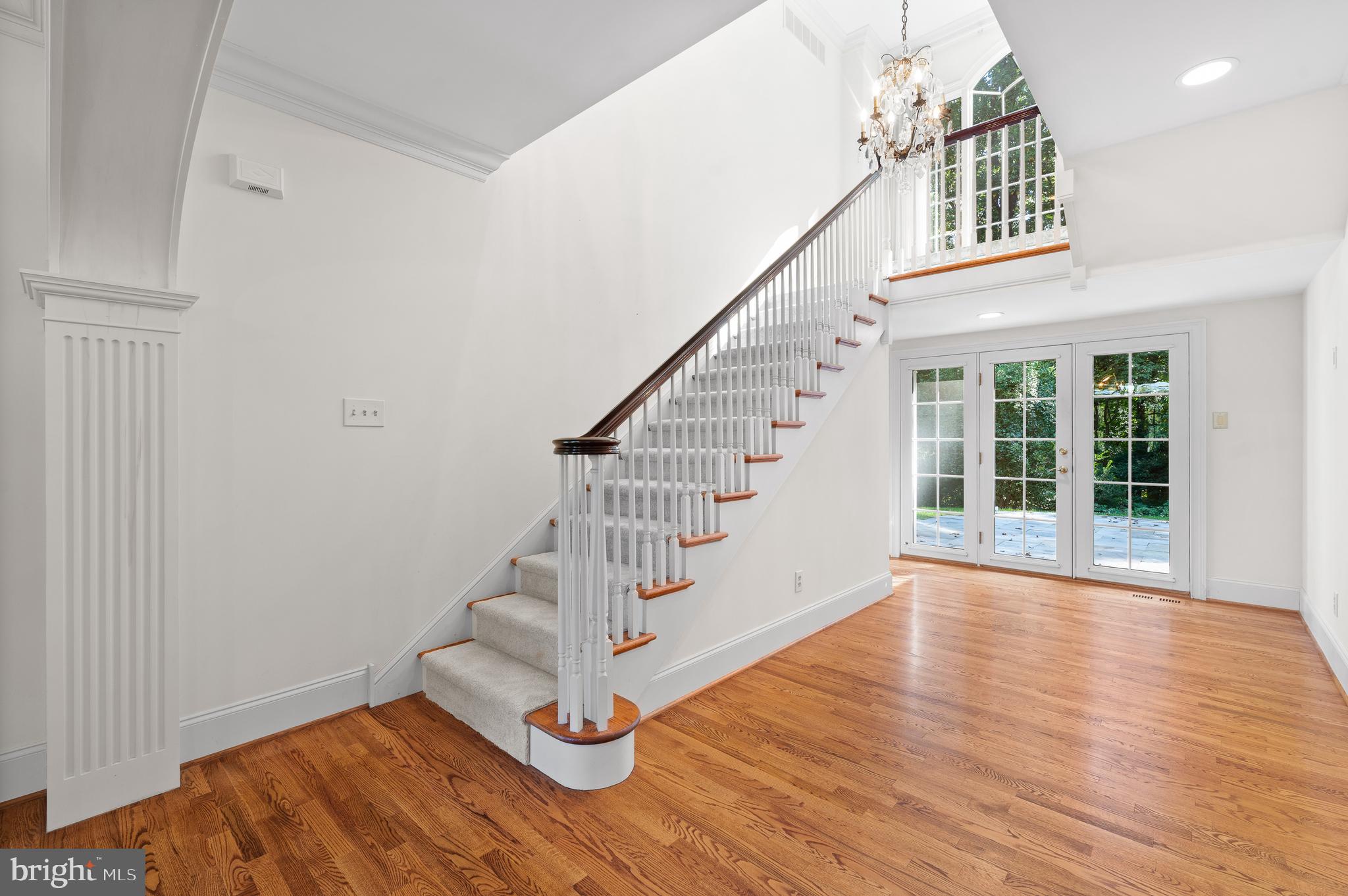 113 Knightsbridge Road Wynnewood, PA 19096 - Photo 6 of 36 Foyer