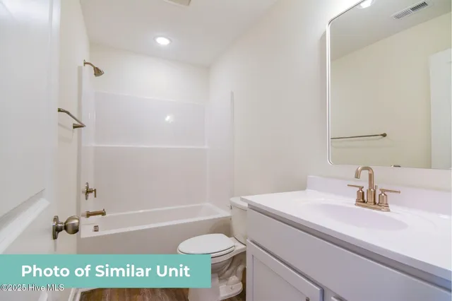 $274,900 | 226 Sandy Cv Lane, Sneads Ferry, NC 28460