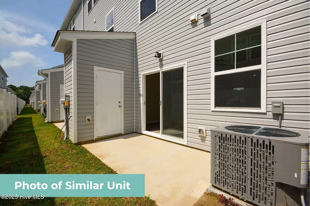 $274,900 | 226 Sandy Cv Lane, Sneads Ferry, NC 28460