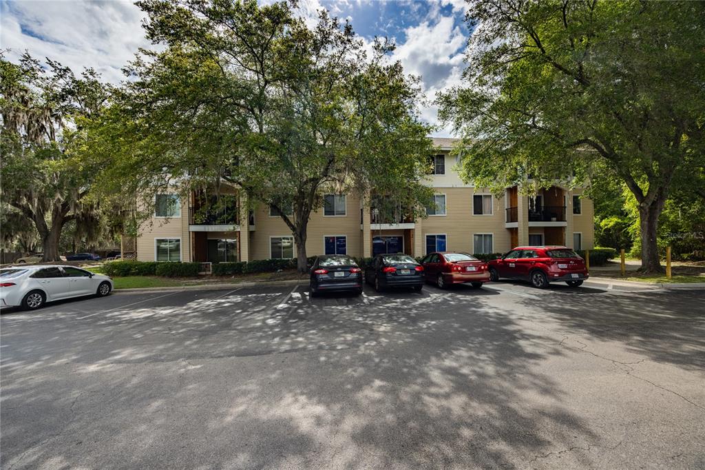 3921 Southwest 34th Street, Unit 1C Gainesville, FL 32608 - Photo 3 of 21