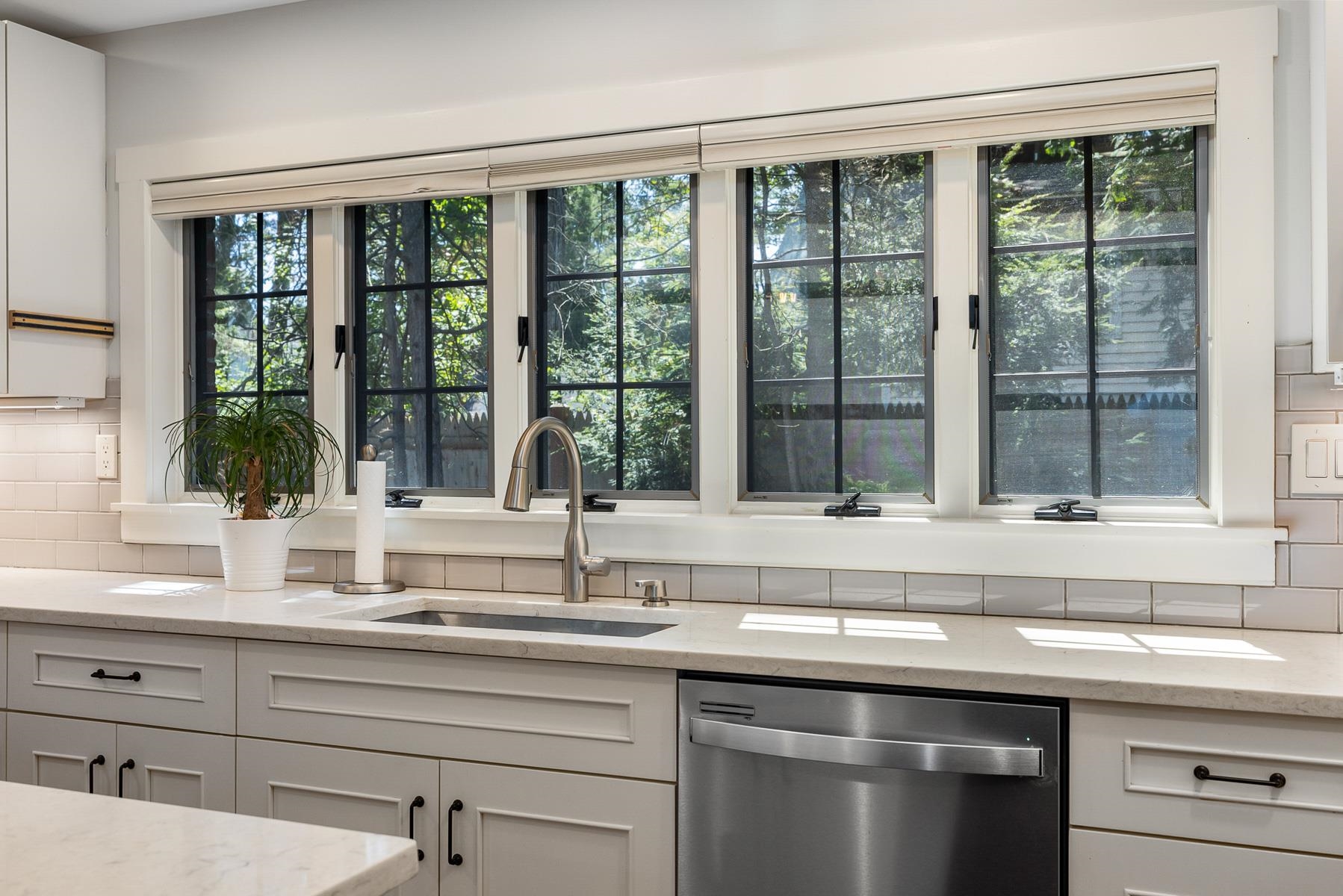 20 Pine Street, Unit A Exeter, NH 03833 - Photo 13 of 39