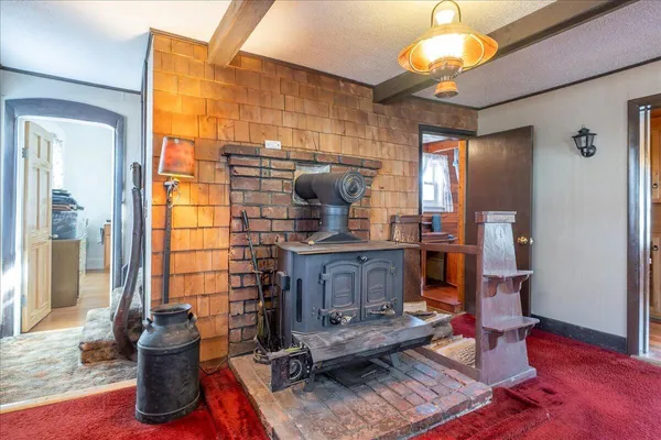 $285,000 | 40 Admontem Avenue, Rockland, ME 04841