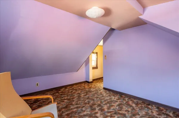 $285,000 | 40 Admontem Avenue, Rockland, ME 04841