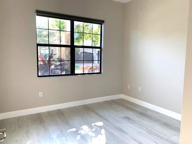 14161 Rock Salt Road Delray Beach, FL 33446 - Photo 18 of 33 Rock Salt room - next to entrance