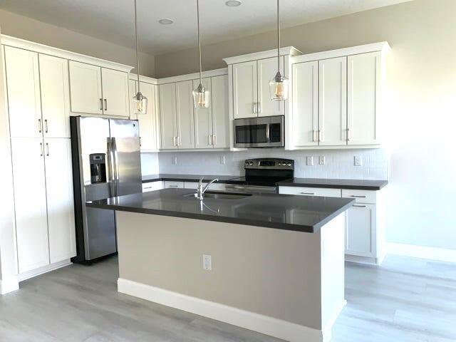 14161 Rock Salt Road Delray Beach, FL 33446 - Photo 6 of 33 Rock Salt Kitchen daylight