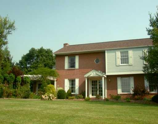 120 Willow Ridge Road Bell Acres, PA 15143 - Photo 1 of 8 Exterior Front.