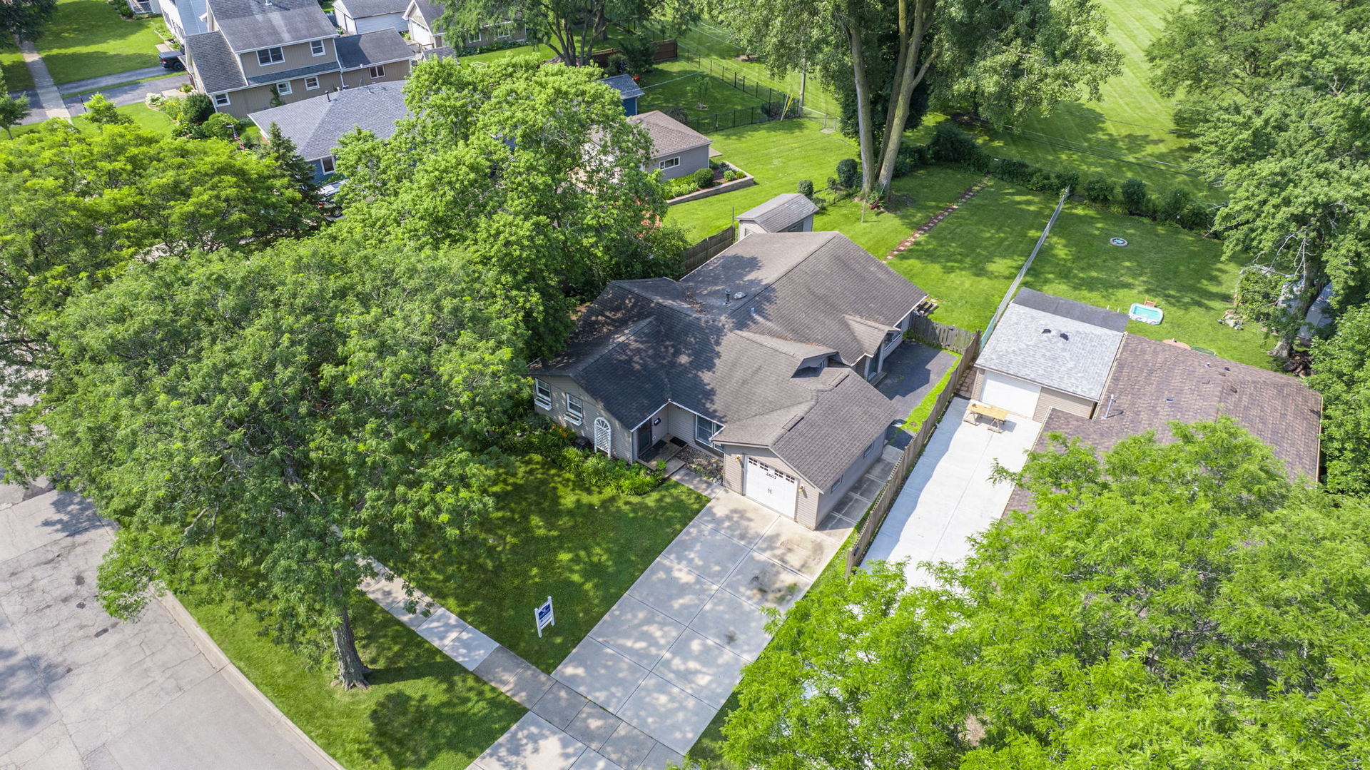 2607 School Drive Rolling Meadows, IL 60008 - Photo 19 of 23