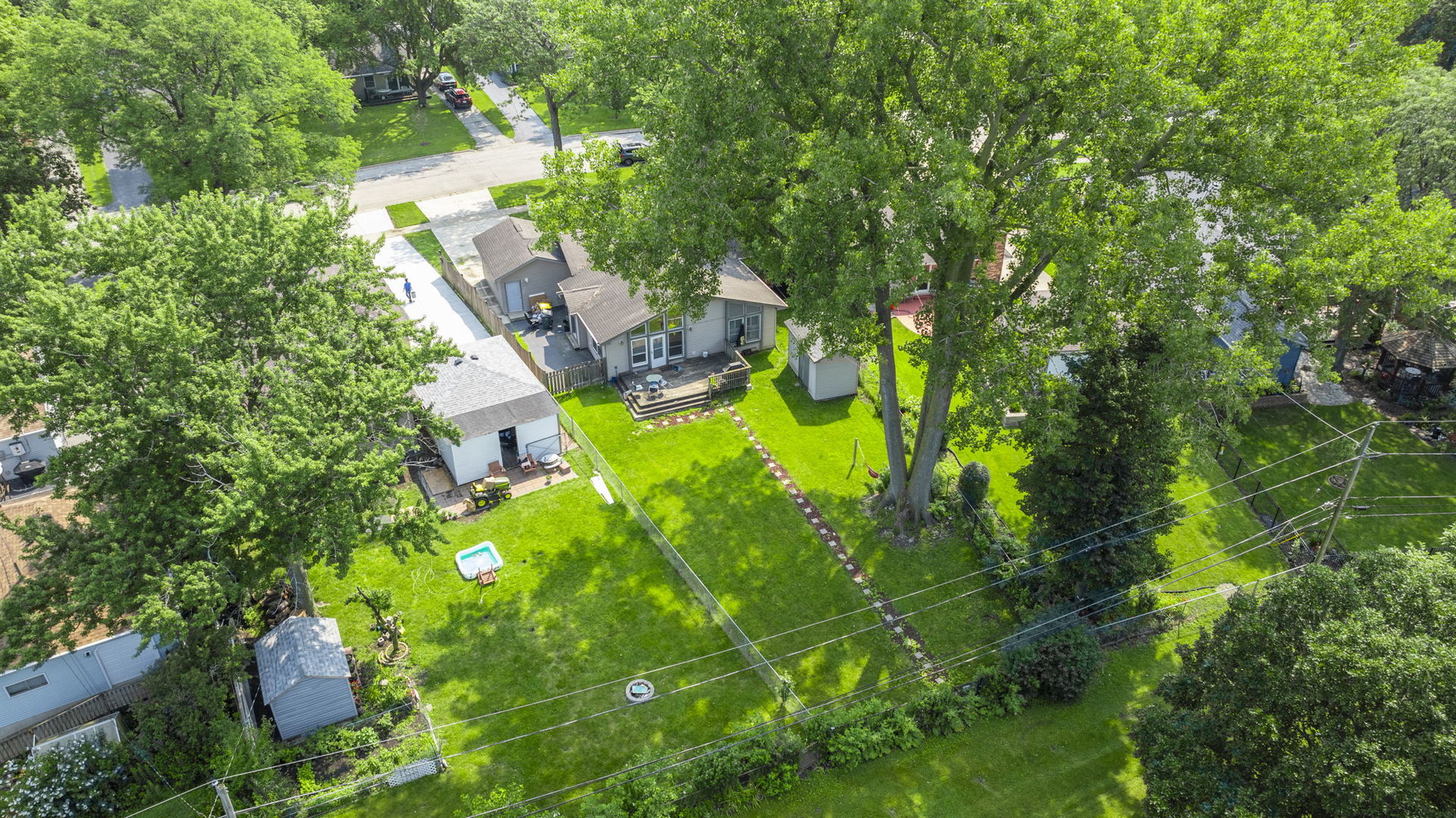 2607 School Drive Rolling Meadows, IL 60008 - Photo 20 of 23