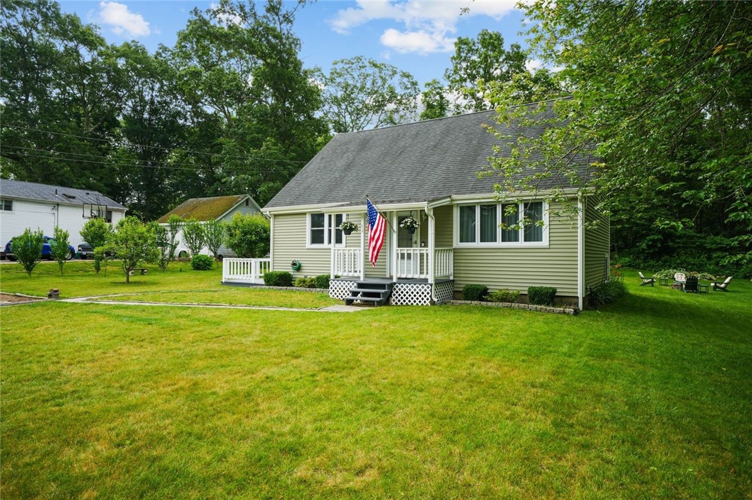 12 Canton Street Westerly, RI 02808 - Photo 8 of 32 Gallery Image 8