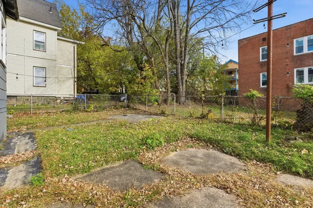 $375,000 | 4 Deerfield Avenue, Hartford, CT 06112