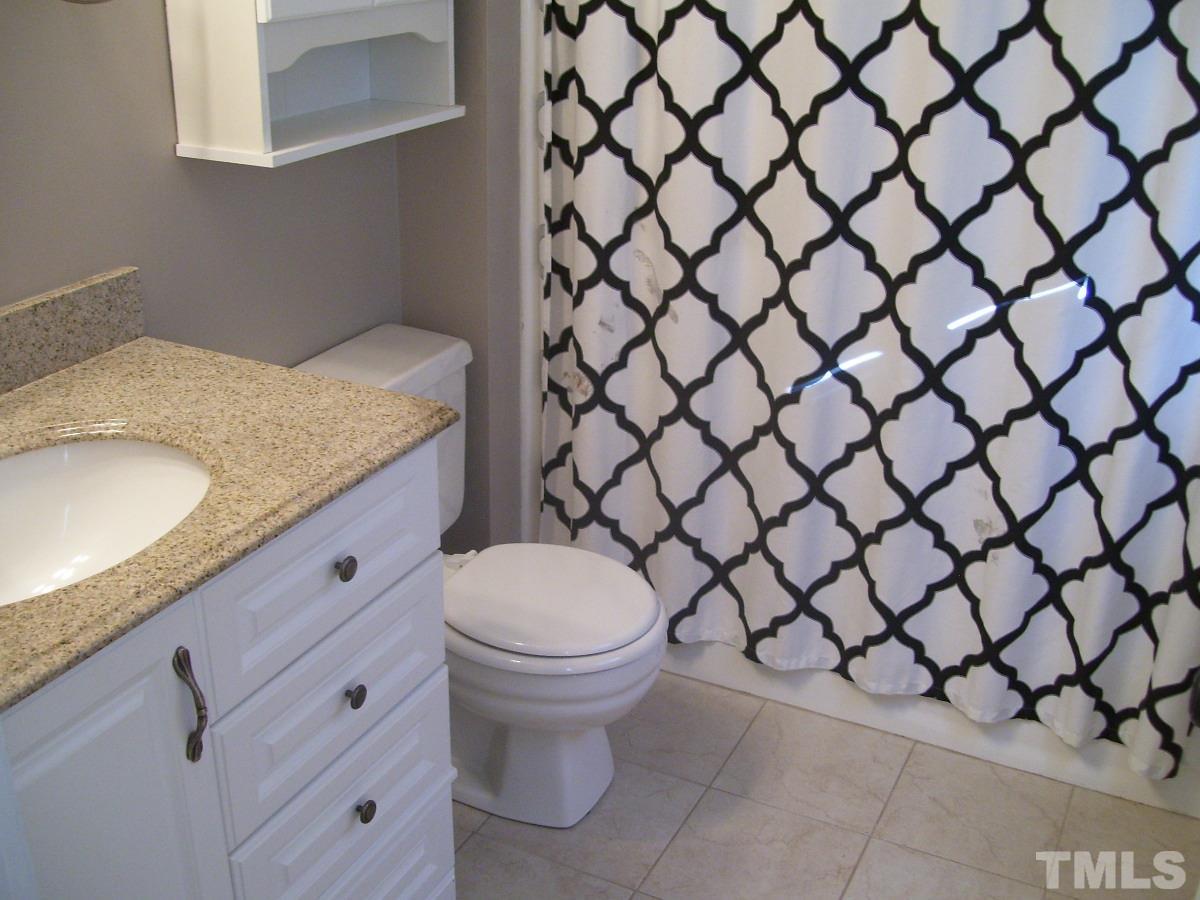 2717 Salisbury Plain Raleigh, NC 27613 - Photo 3 of 24 Gallery Image 3