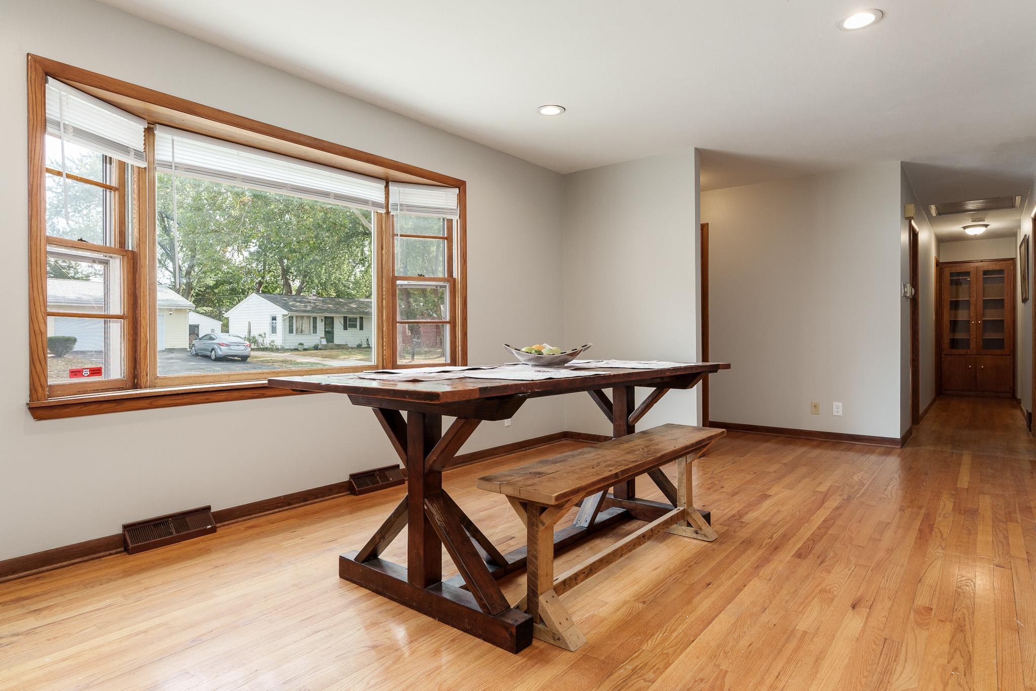 7606 Buffalo Grove Road Loves Park, IL 61111 - Photo 8 of 44 Gallery Image 8