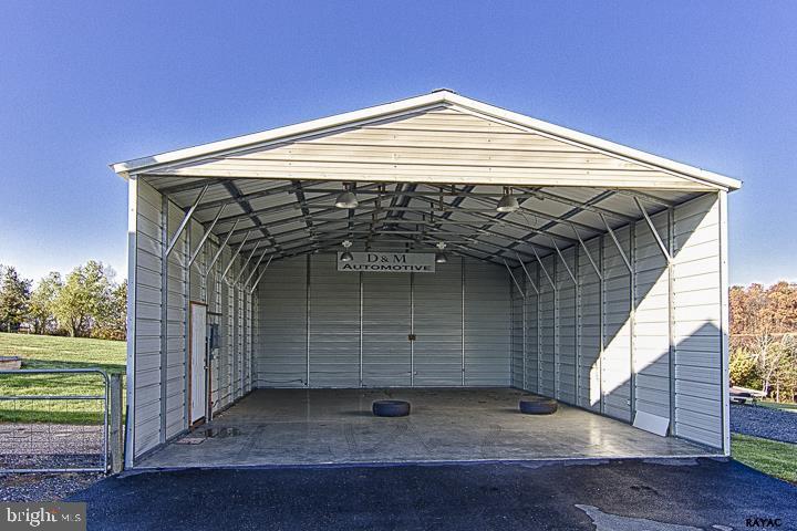 330 Grove Road Red Lion, PA 17356 - Photo 3 of 25