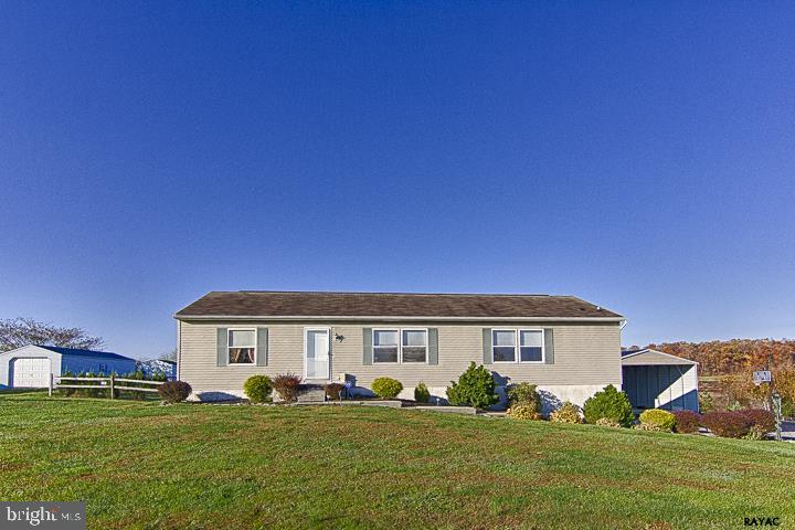 330 Grove Road Red Lion, PA 17356 - Photo 4 of 25