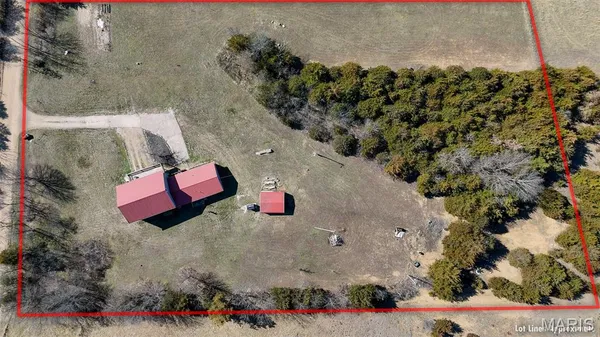 $300,000 | 11218 Maries Road 225, Dixon, MO 65459