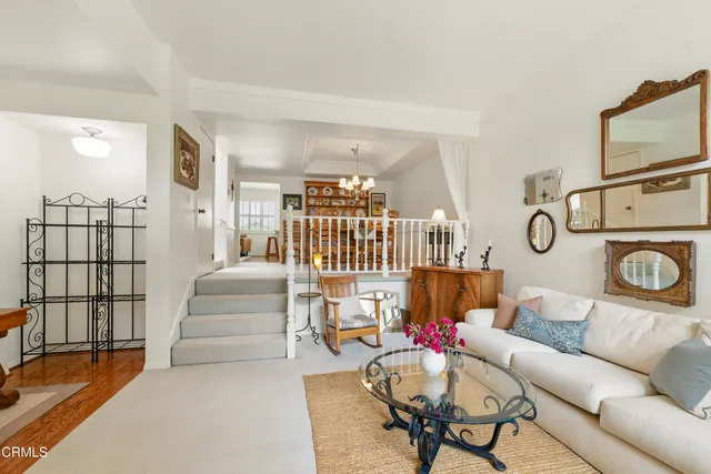 $735,000 | 18751 Hatteras Street, Unit 13, Tarzana, CA 91356