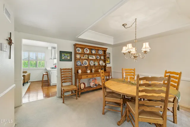 $735,000 | 18751 Hatteras Street, Unit 13, Tarzana, CA 91356