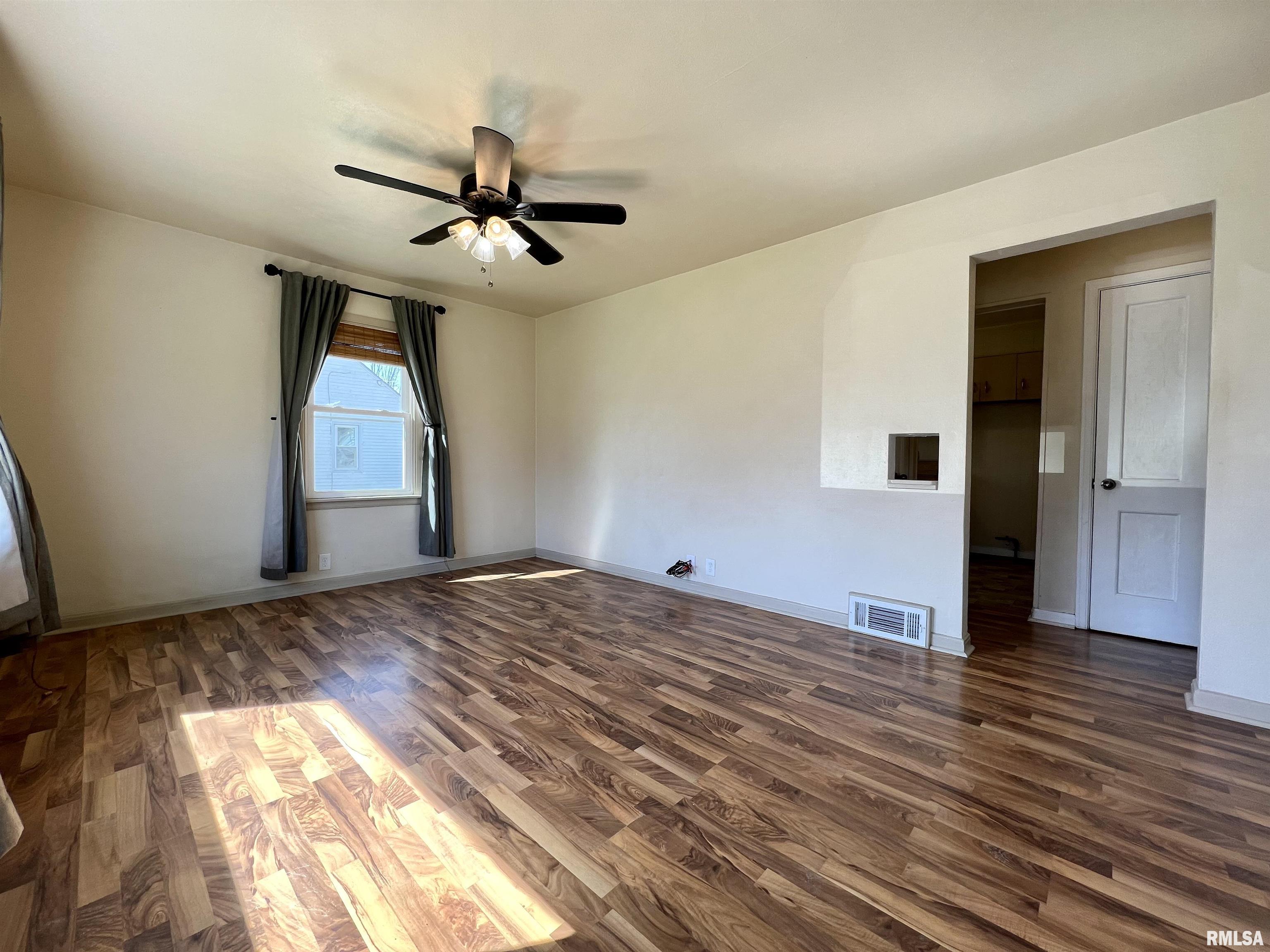 1507 North Wesley Street Springfield, IL 62702 - Photo 4 of 13