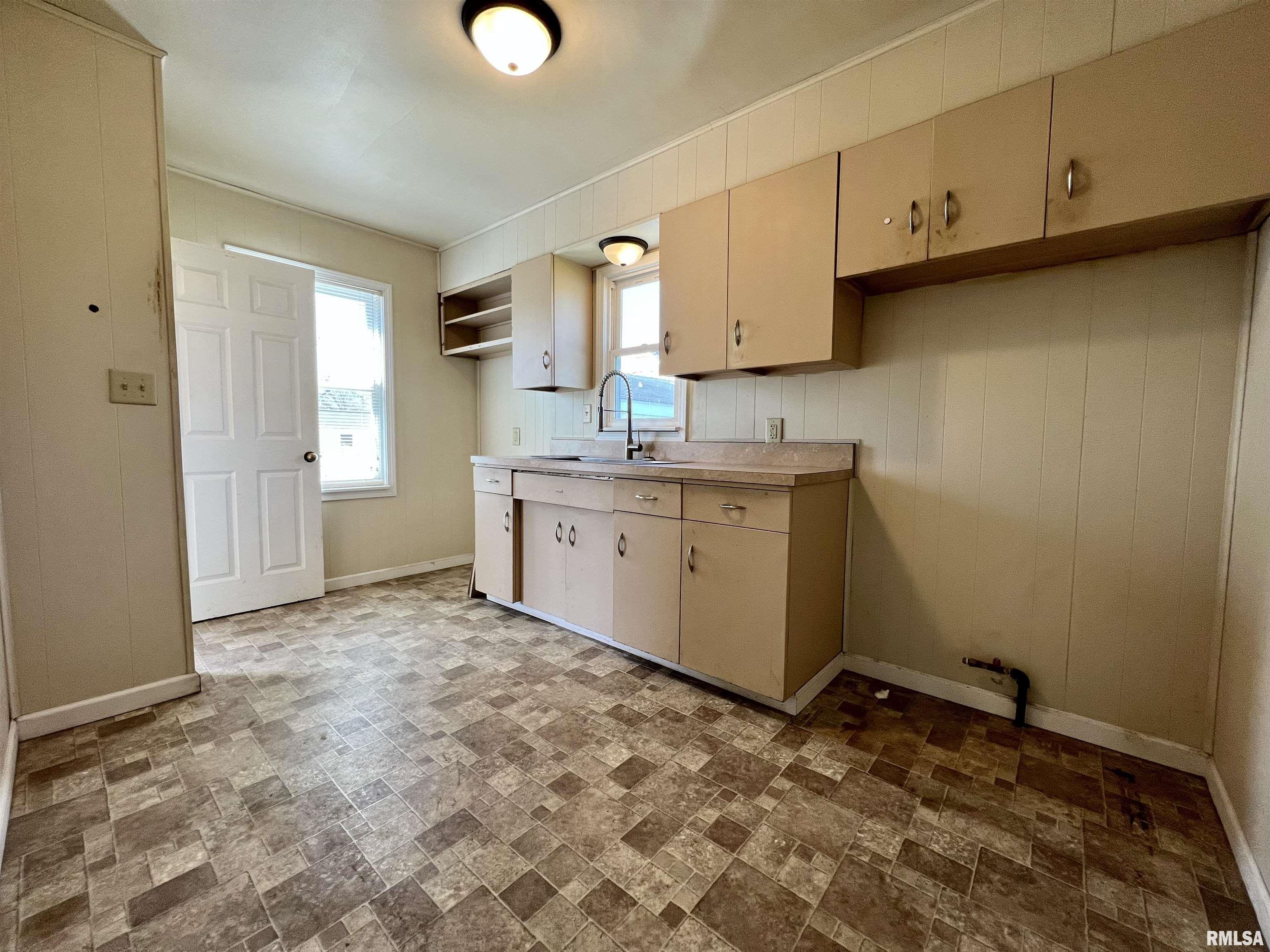 1507 North Wesley Street Springfield, IL 62702 - Photo 6 of 13
