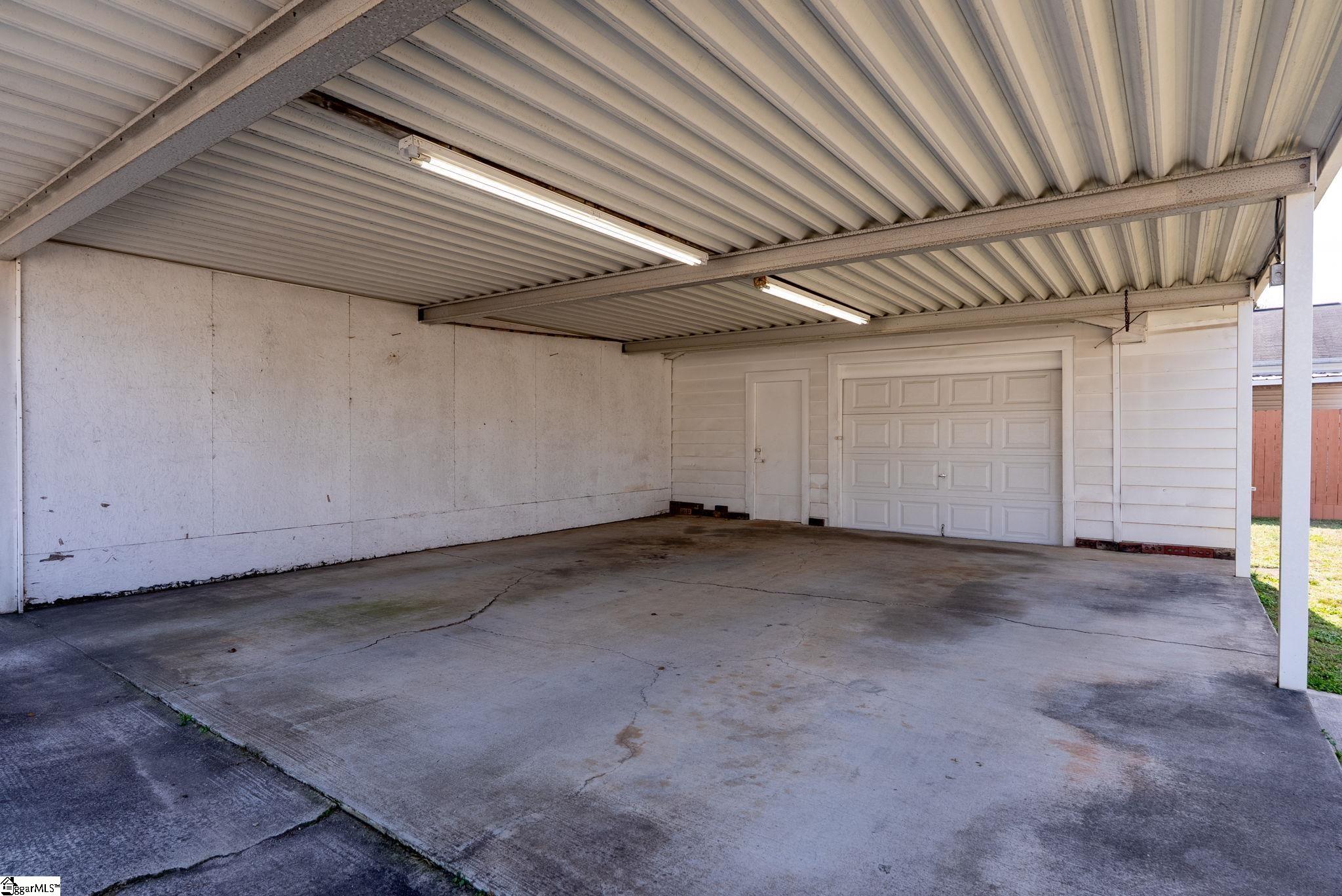 200 Oates Avenue Easley, SC 29640 - Photo 27 of 34