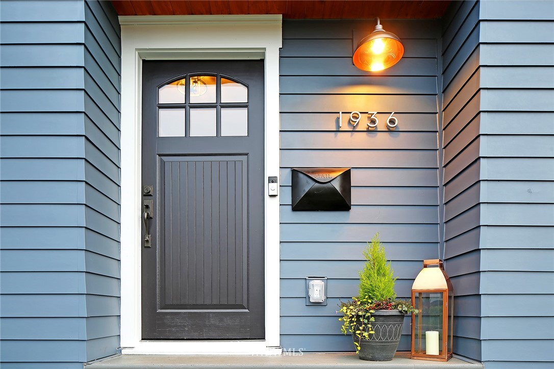 1936 47th Avenue Southwest Seattle, WA 98116 - Photo 2 of 25 a view of entryway front of house