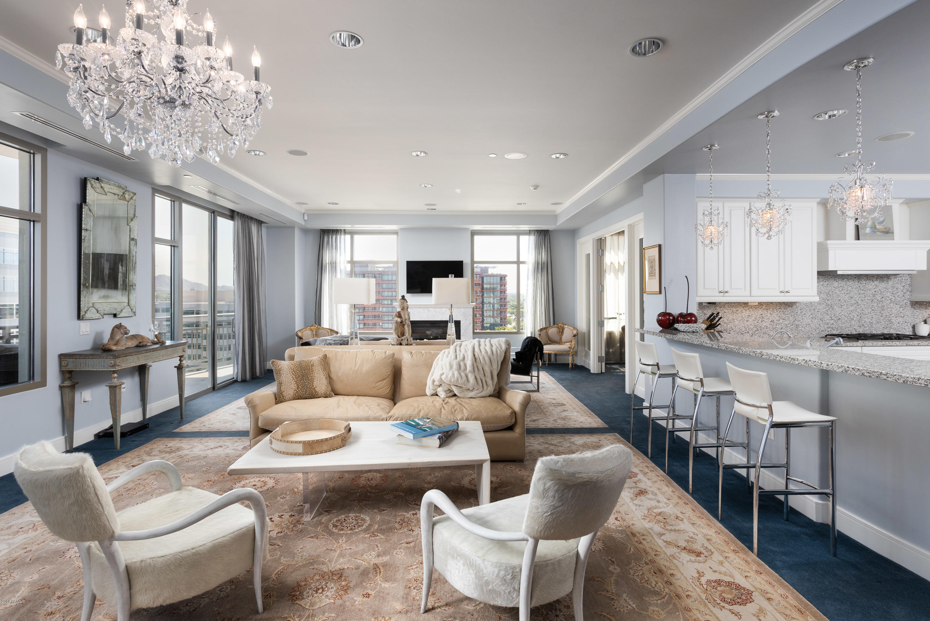 2211 East Camelback Road, Unit 1102 Phoenix, AZ 85016 - Photo 2 of 31 2211 E. Camelback Rd.-2 living room