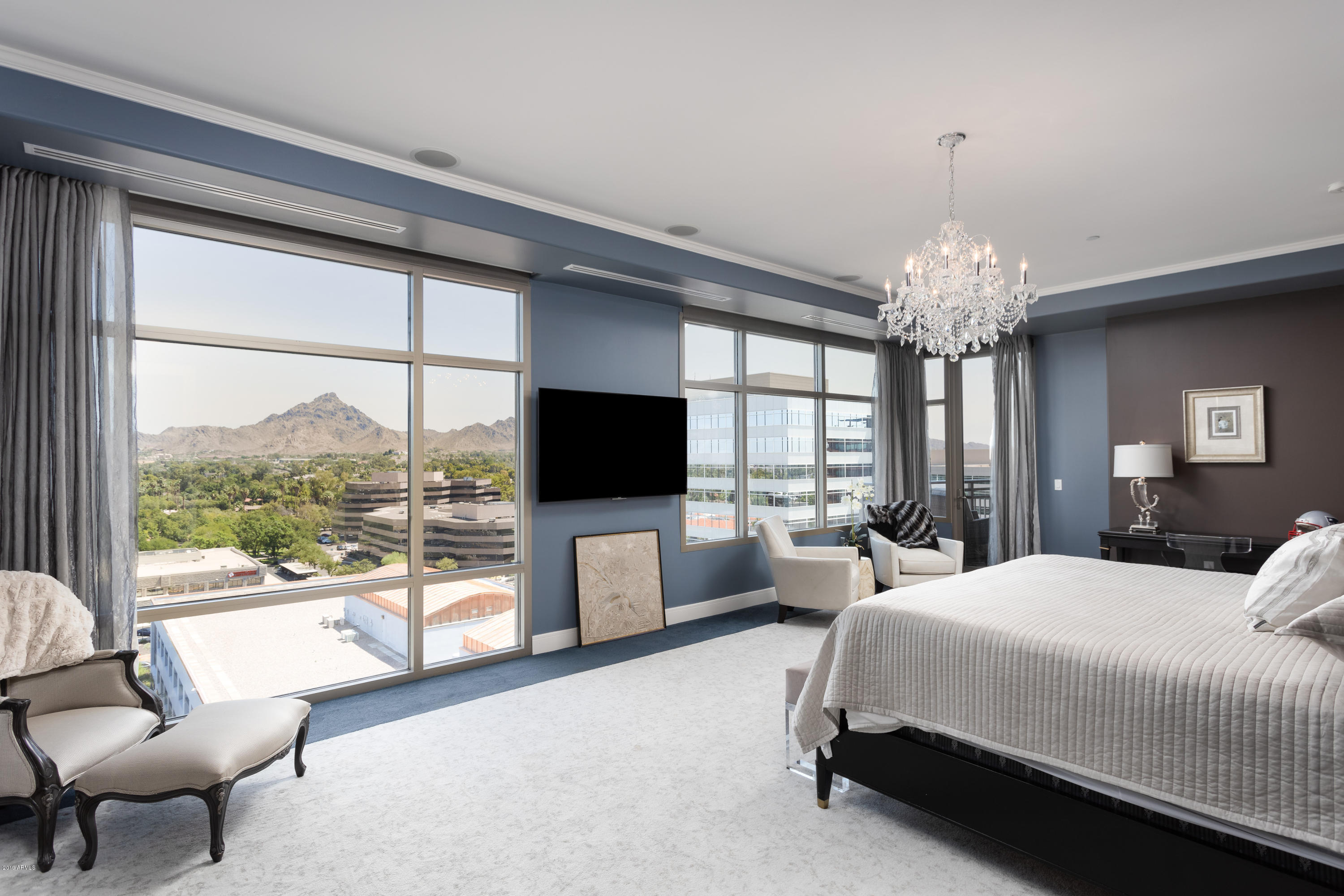 2211 East Camelback Road, Unit 1102 Phoenix, AZ 85016 - Photo 10 of 31 2211 E. Camelback Rd.-10 bedroom 1