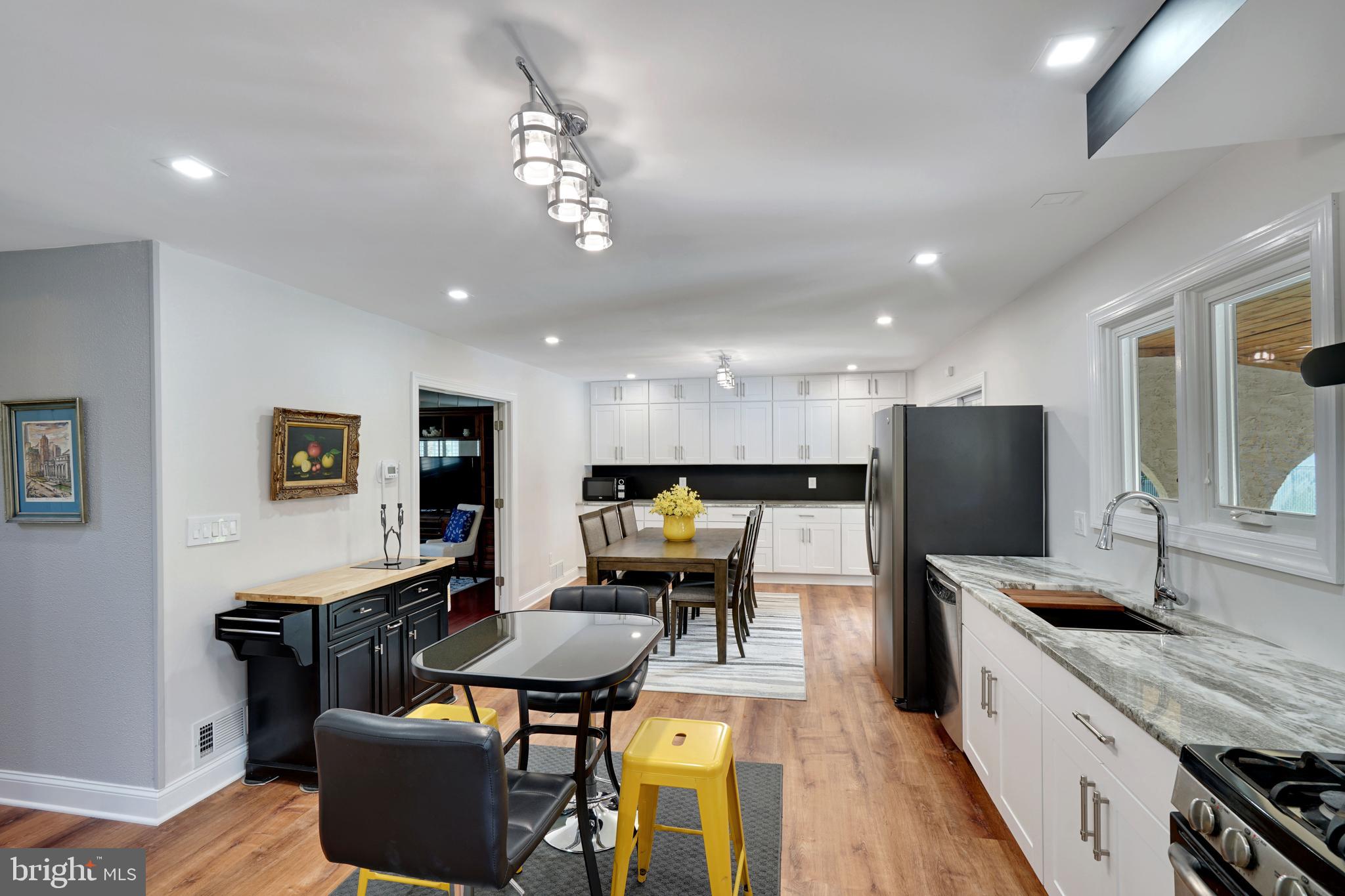 257 Youngs Road Hamilton, NJ 08619 - Photo 21 of 62