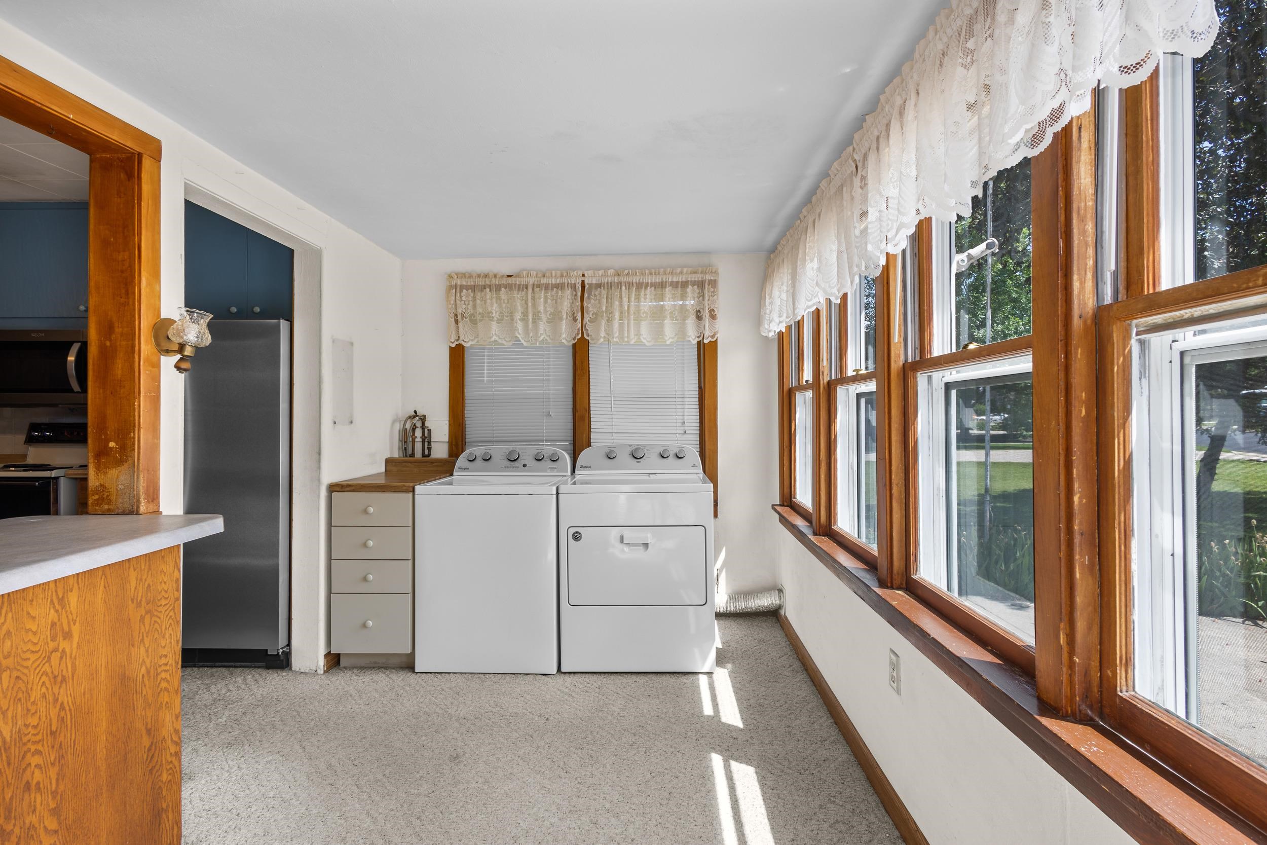 5904 Lake Edge Road McFarland, WI 53558 - Photo 6 of 49