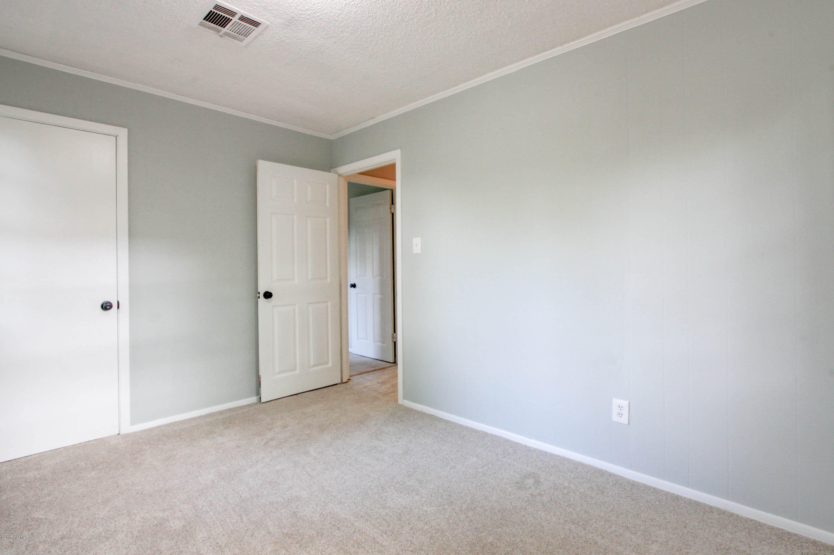 95 Hammond Road Lafayette, LA 70501 - Photo 9 of 12 IMG_1912-2