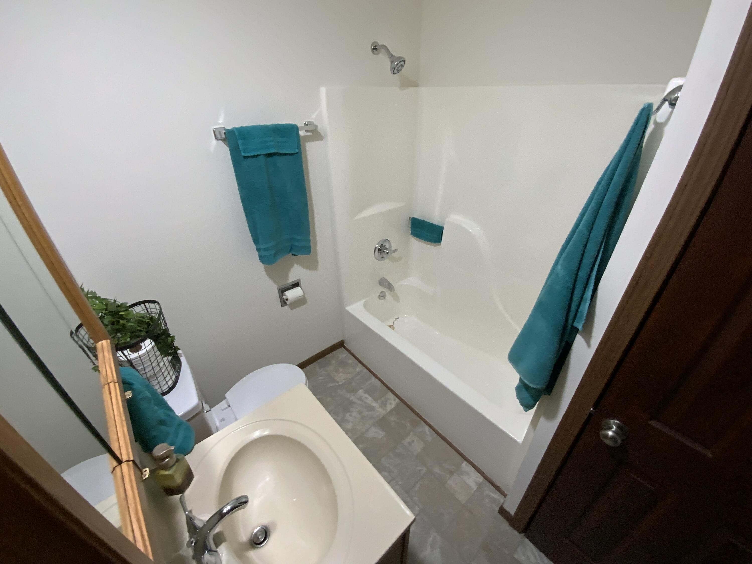 11571 Mohawk Path Lakeview, OH 43331 - Photo 17 of 27