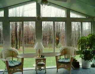 135 Trump Road Cheswick, PA 15024 - Photo 5 of 8 Den/Family/Great Room.