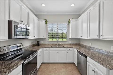 $410,000 | 1170 Genovesa Court, Naples, FL 34113