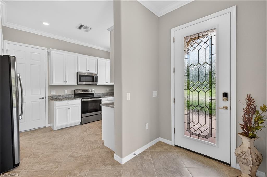 1170 Genovesa Court Naples, FL 34113 - Photo 6 of 45