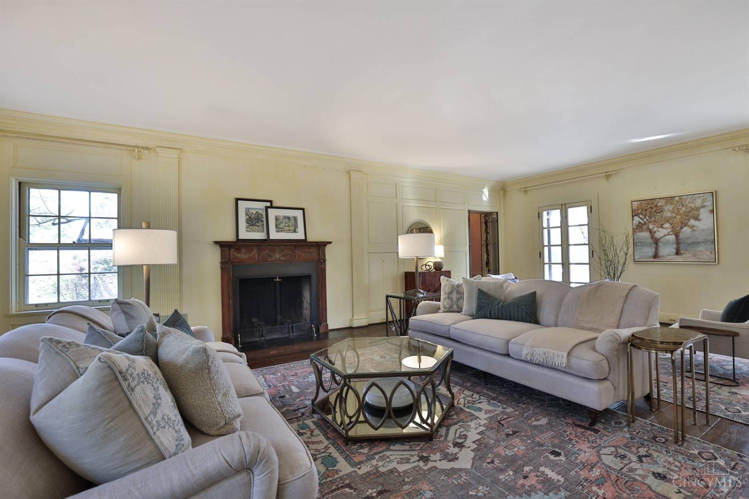 9575 Cunningham Road Cincinnati, OH 45243 - Photo 6 of 50