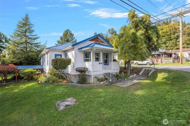 $499,995 | 7362 North Superior Avenue, Concrete, WA 98237