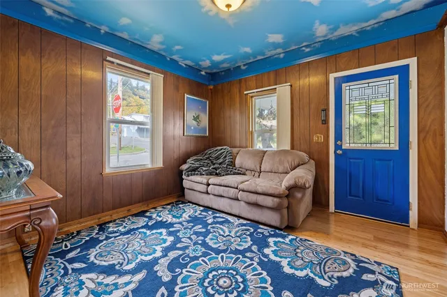 $499,995 | 7362 North Superior Avenue, Concrete, WA 98237