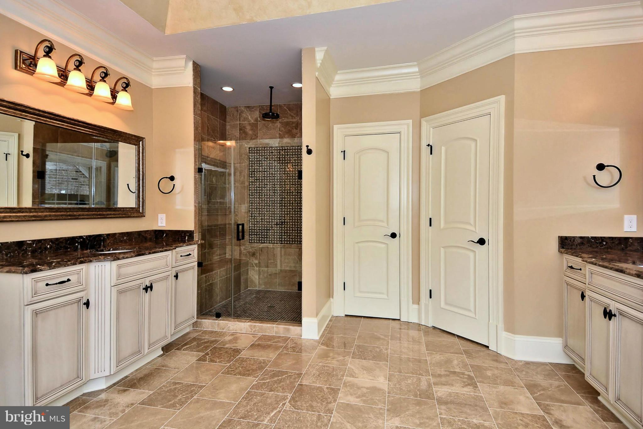 1031 Bellview Road McLean, VA 22102 - Photo 16 of 30 Bath (Master)