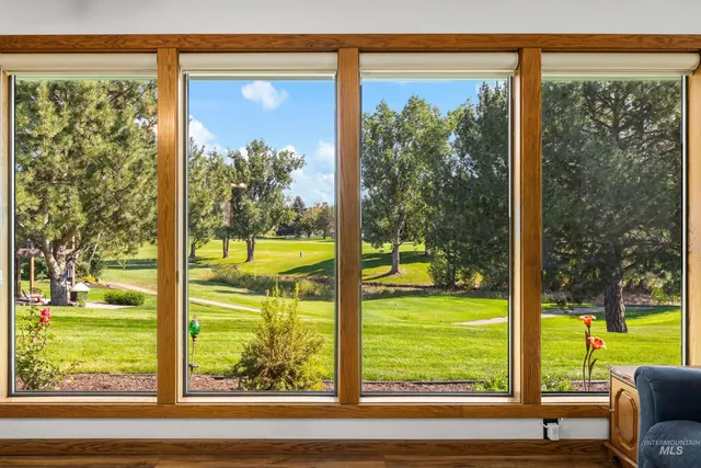 $625,000 | 918 North Eagle Hills Way, Eagle, ID 83616