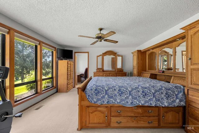 $625,000 | 918 North Eagle Hills Way, Eagle, ID 83616