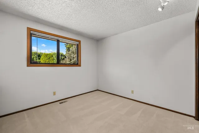 $625,000 | 918 North Eagle Hills Way, Eagle, ID 83616