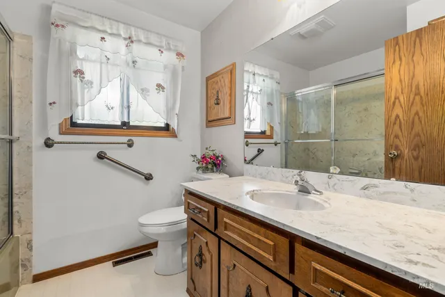 $625,000 | 918 North Eagle Hills Way, Eagle, ID 83616