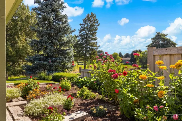 $625,000 | 918 North Eagle Hills Way, Eagle, ID 83616