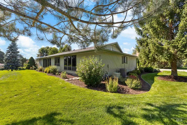 $625,000 | 918 North Eagle Hills Way, Eagle, ID 83616