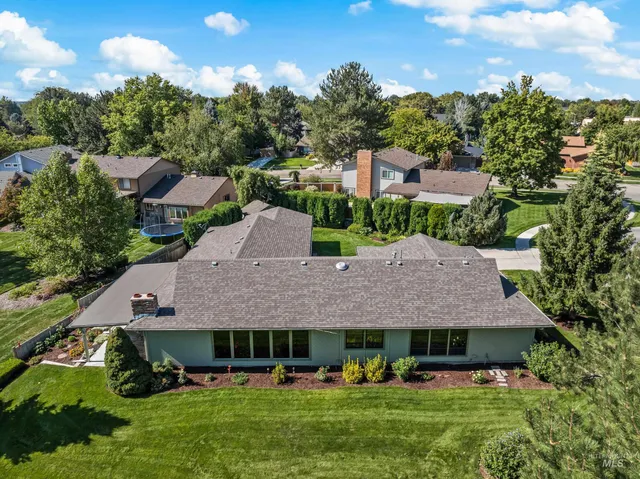 $625,000 | 918 North Eagle Hills Way, Eagle, ID 83616