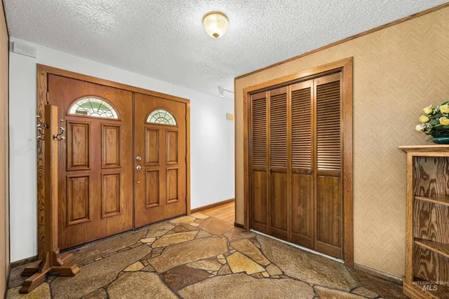 $625,000 | 918 North Eagle Hills Way, Eagle, ID 83616