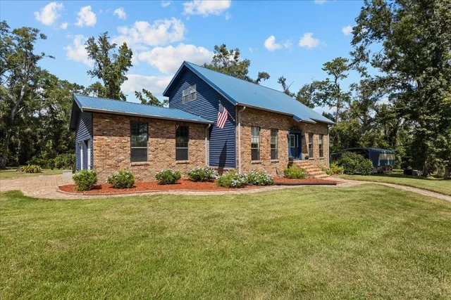 $489,000 | 402 Cantey Drive, Madison, FL 32340