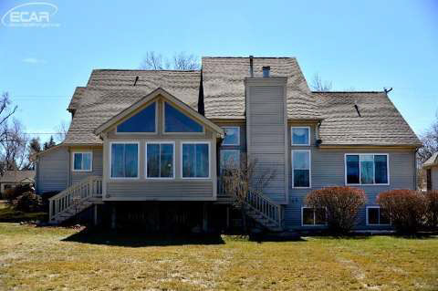 2359 East Cook Road Grand Blanc, MI 48439 - Photo 6 of 31 20433074-5.JPG