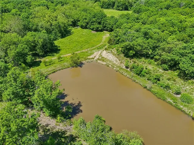 $599,000 | 828 Southeast 601st Road, Leeton, MO 64761